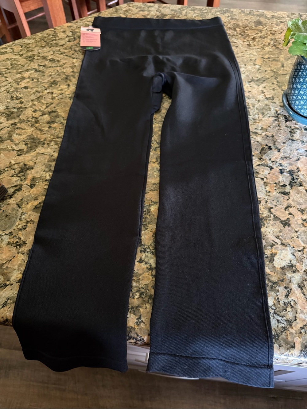 SHAPERMINT MID-Waist Capri undergarment shaper SZ L NWT